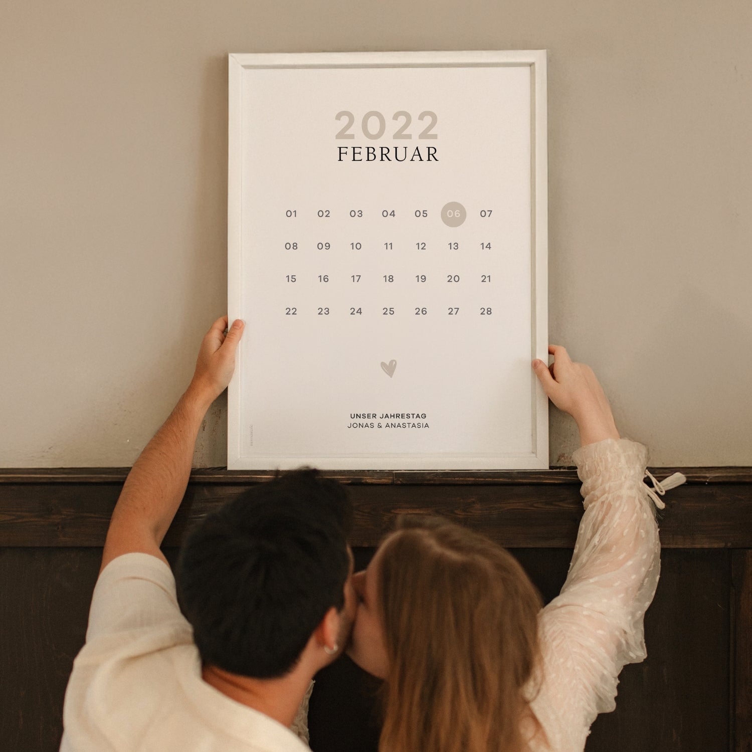 Personalisiertes Date Poster – stilvolles minimalistisches Poster mit Datum und Namen als besonderes Geschenk