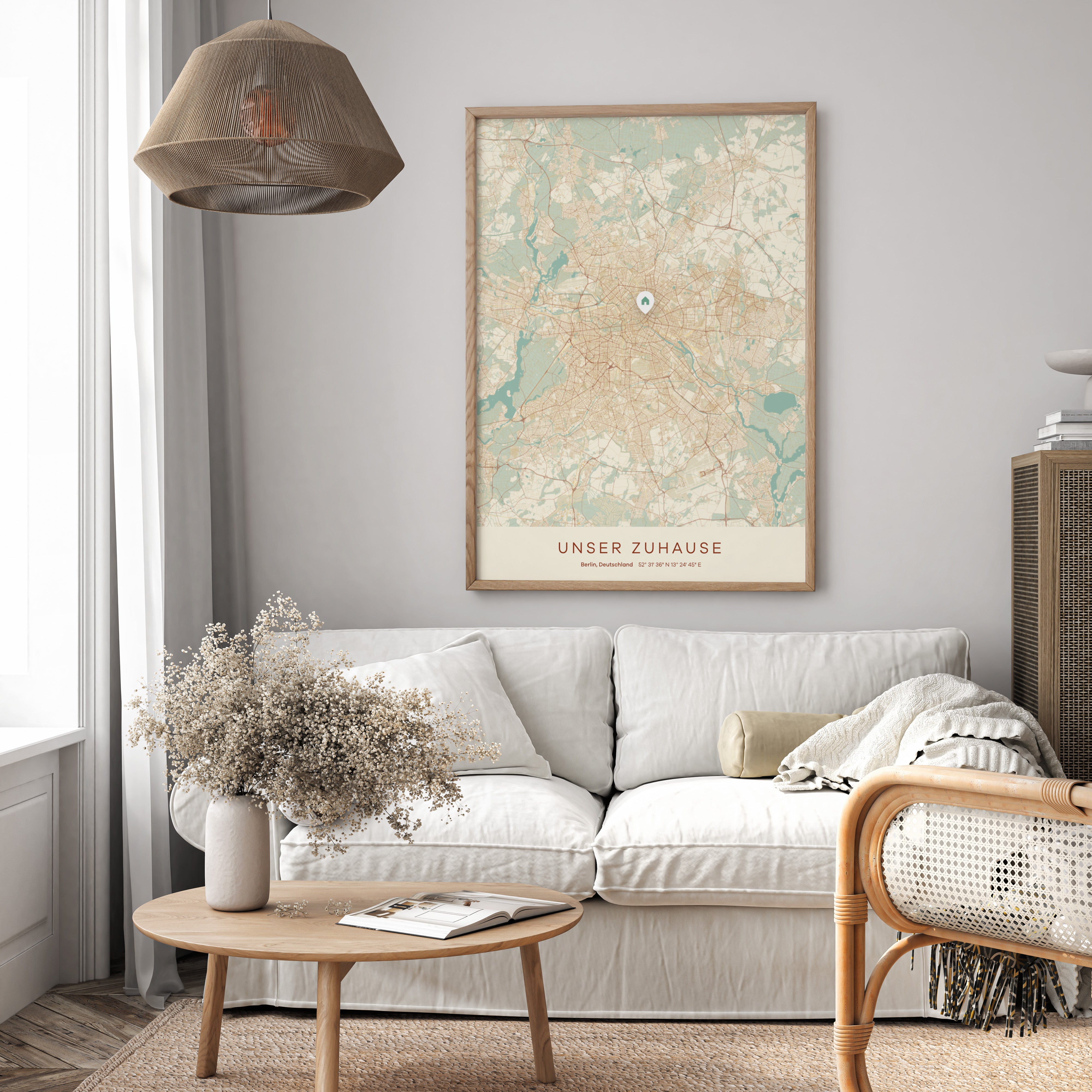 Gerahmte Stadtkarte als personalisiertes Geschenk, mit frei platzierbaren Markierungen für deine Erinnerungsorte